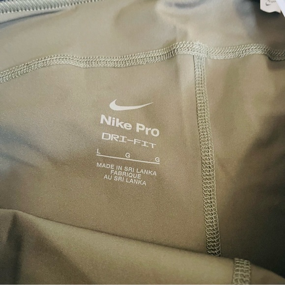 Nike | Women’s Nike Pro Spandex Shorts - Picture 8 of 8